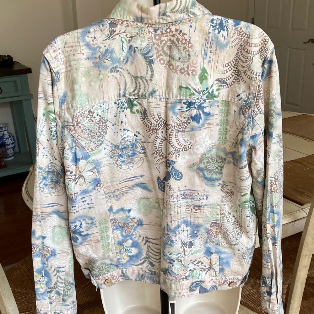 Christopher & Banks Floral Jacket (M) - Picture 6 of 9